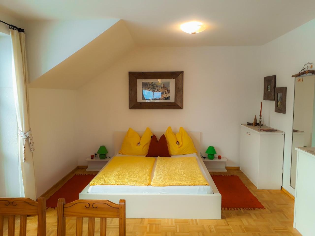 Ferienwohnung Nahe Fuschlsee, Hof Bei Salzburg Bagian luar foto